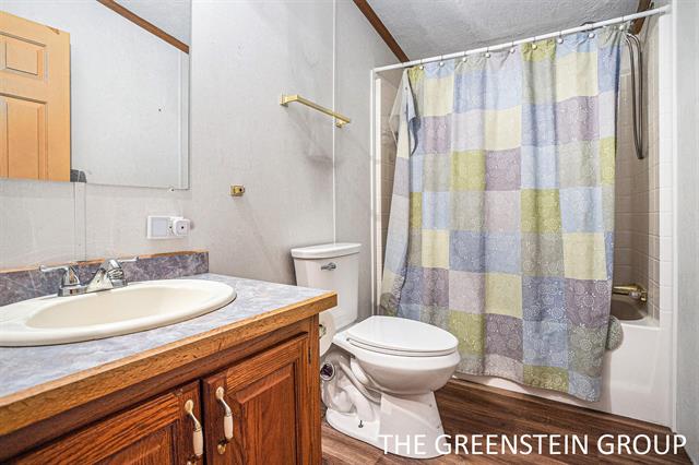 Builiding view fifteen for 1585 Richards, Allegan, MI. 49010