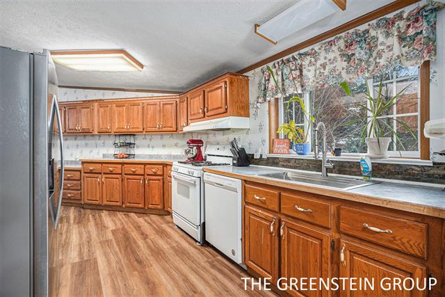 Builiding view six for 1585 Richards, Allegan, MI. 49010