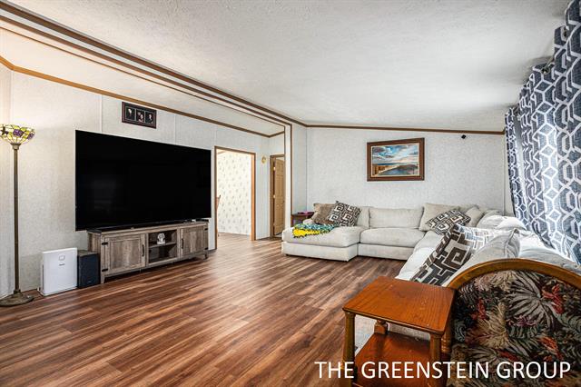 Builiding view two for 1585 Richards, Allegan, MI. 49010