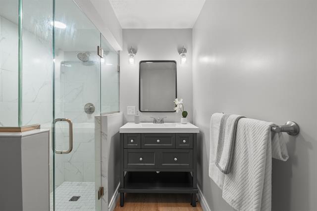 Builiding view thirty three for 9980 2Nd, Mattawan, MI. 49071