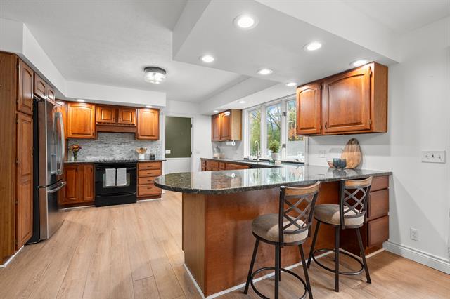 Builiding view two for 9980 2Nd, Mattawan, MI. 49071