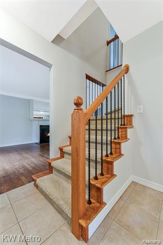 Builiding view thirty eight for 2120 Vinsetta, Royal Oak, MI. 48073