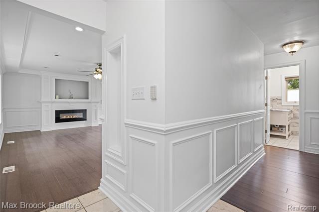 Builiding view four for 30025 Vernon, Southfield, MI. 48076