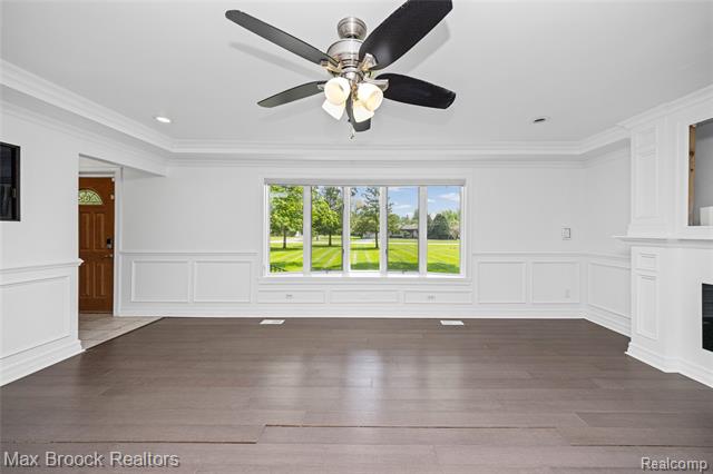 Builiding view nine for 30025 Vernon, Southfield, MI. 48076