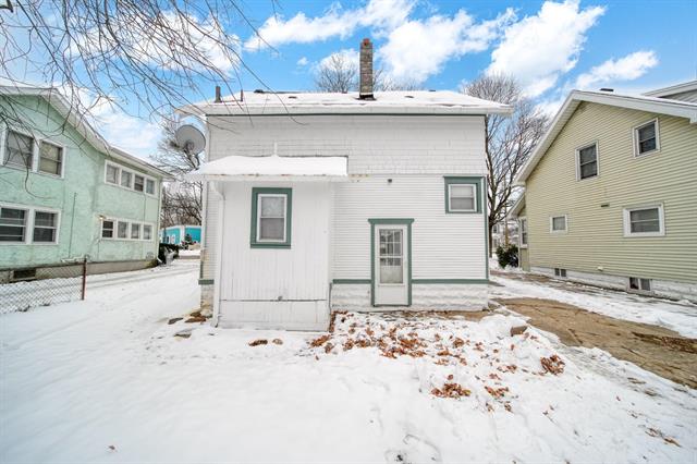 Builiding view thirty seven for 407 West, Jackson, MI. 49201