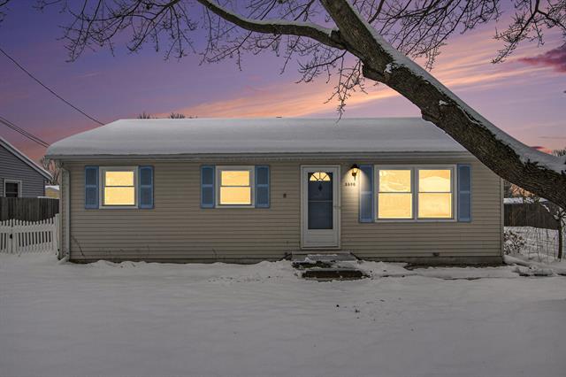 Builiding view twenty one for 5590 Lucerne, Kalamazoo, MI. 49048