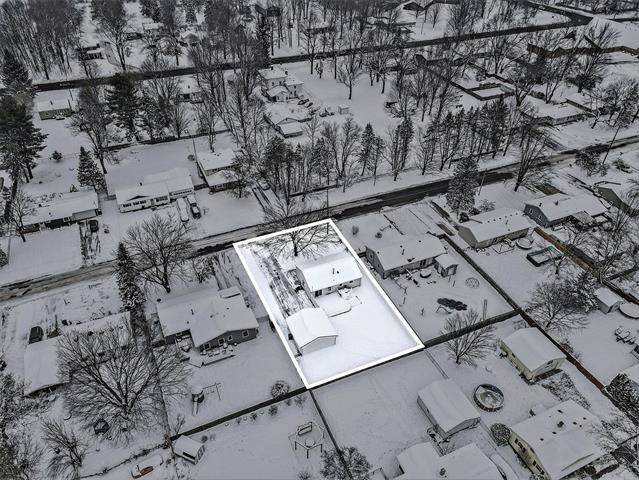 Builiding view twenty three for 5590 Lucerne, Kalamazoo, MI. 49048