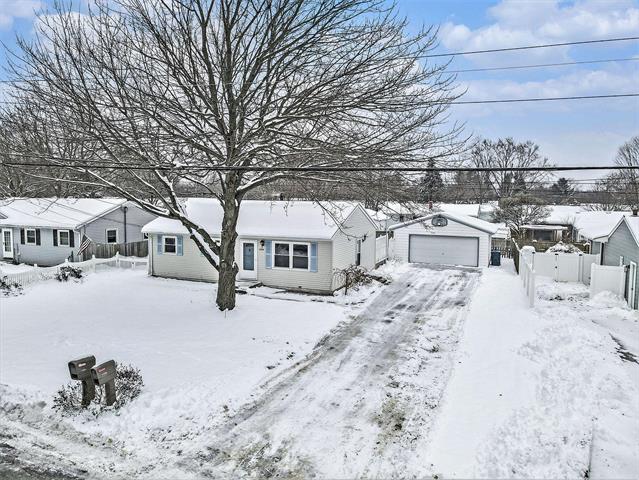 Builiding view twenty for 5590 Lucerne, Kalamazoo, MI. 49048