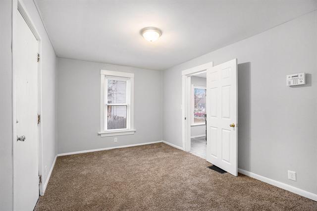 Builiding view eight for 1612 Stockbridge, Kalamazoo, MI. 49001