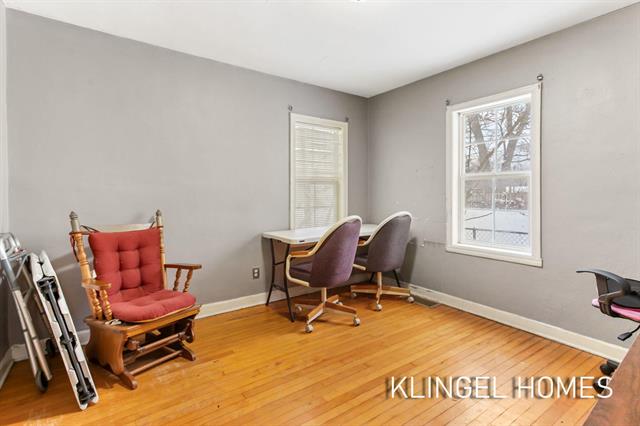 Builiding view sixteen for 947 Carlton, Muskegon, MI. 49442