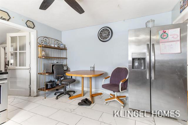 Builiding view ten for 947 Carlton, Muskegon, MI. 49442