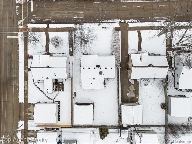 Builiding view thirty eight for 4048 Royal, Berkley, MI. 48072