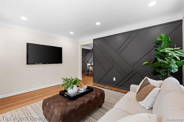 Builiding view three for 4048 Royal, Berkley, MI. 48072