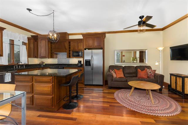 Builiding view eight for 11 Chestnut, Douglas, MI. 49406