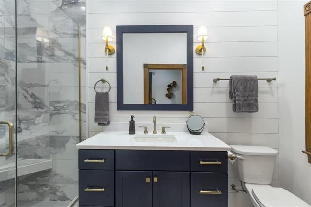 Builiding view eighteen for 11 Chestnut, Douglas, MI. 49406