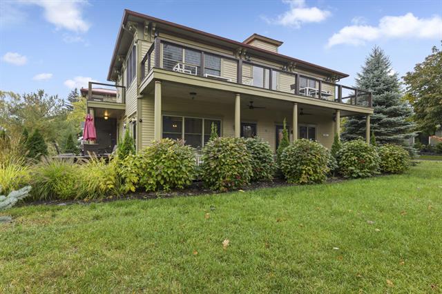 Builiding view one for 11 Chestnut, Douglas, MI. 49406