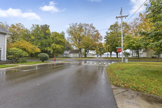 Builiding view thirty for 11 Chestnut, Douglas, MI. 49406