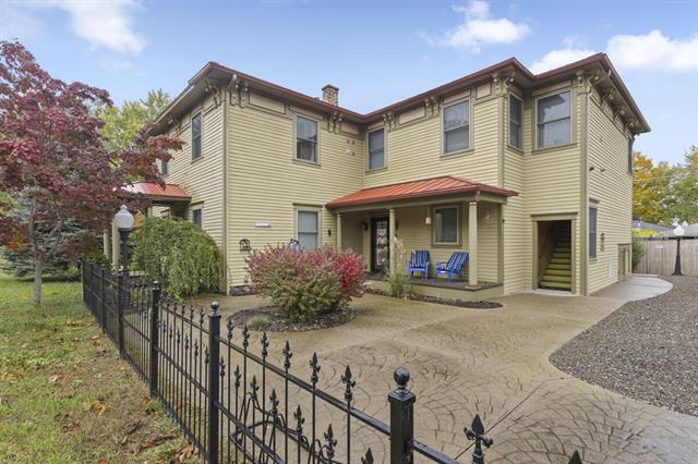 Builiding view twenty eight for 11 Chestnut, Douglas, MI. 49406