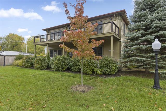 Builiding view two for 11 Chestnut, Douglas, MI. 49406