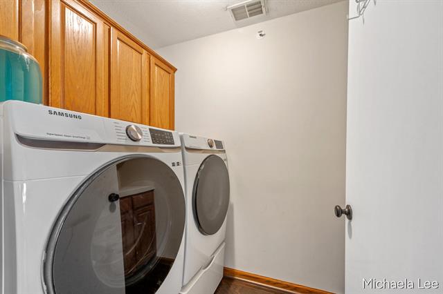 Builiding view eighteen for 3169 Crystal Waters, Holland, MI. 49424