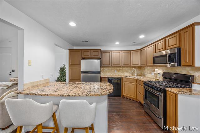 Builiding view seven for 3169 Crystal Waters, Holland, MI. 49424