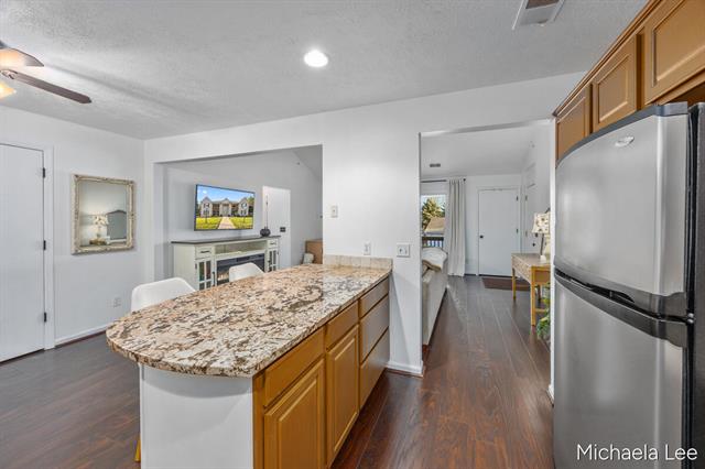 Builiding view six for 3169 Crystal Waters, Holland, MI. 49424