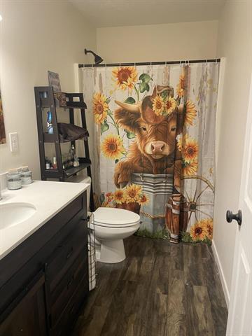 Builiding view twenty for 33067 School, Dowagiac, MI. 49047