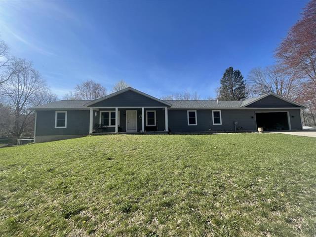 front view for 33067 School Street, Dowagiac, Mi. 49047