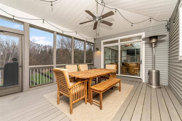 Builiding view fifteen for 8399 Parkstone, Mattawan, MI. 49071