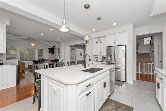 Builiding view ten for 8399 Parkstone, Mattawan, MI. 49071