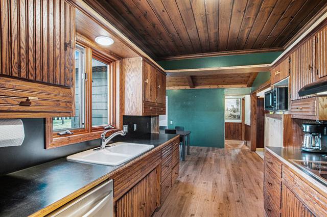 Builiding view five for 8482 Cottonwood, Jenison, MI. 49428