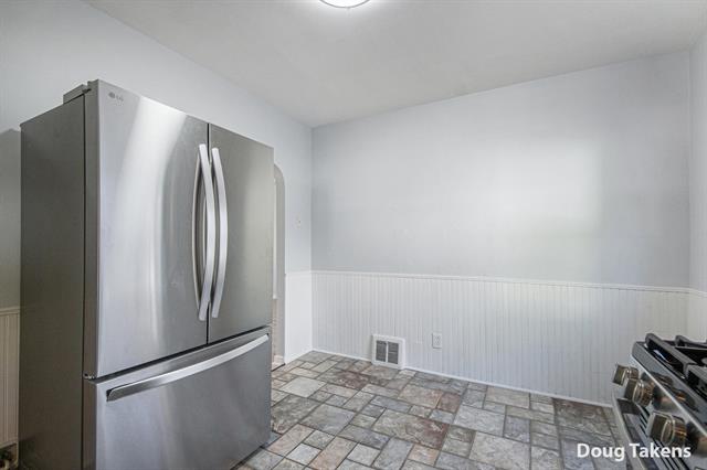 Builiding view eleven for 1238 Carlton, Grand Rapids, MI. 49505