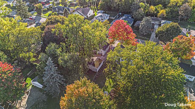 Builiding view five for 1238 Carlton, Grand Rapids, MI. 49505