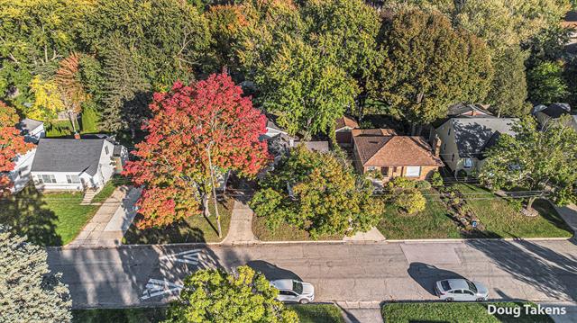 Builiding view four for 1238 Carlton, Grand Rapids, MI. 49505