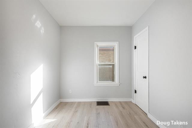 Builiding view seventeen for 1238 Carlton, Grand Rapids, MI. 49505