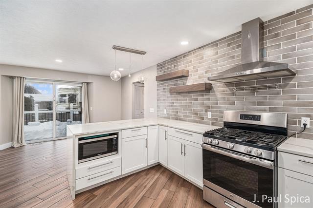 Builiding view nine for 4127 Chaminade, Grandville, MI. 49418