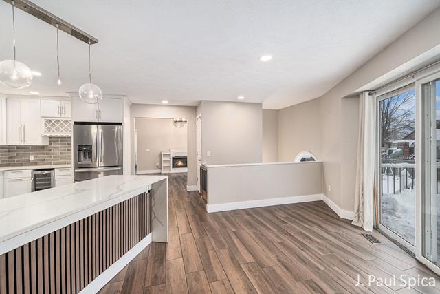 Builiding view twelve for 4127 Chaminade, Grandville, MI. 49418