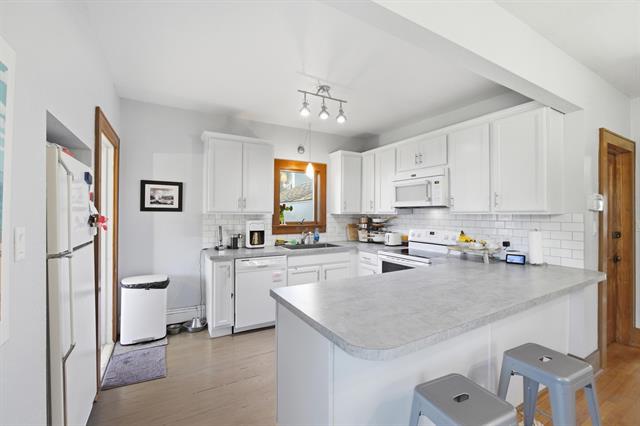 Builiding view eleven for 115 Lake, Spring Lake, MI. 49456