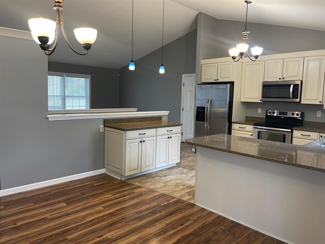 Builiding view eight for 113 Beacon Ridge, Battle Creek, MI. 49017