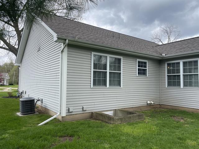 Builiding view forty eight for 113 Beacon Ridge, Battle Creek, MI. 49017