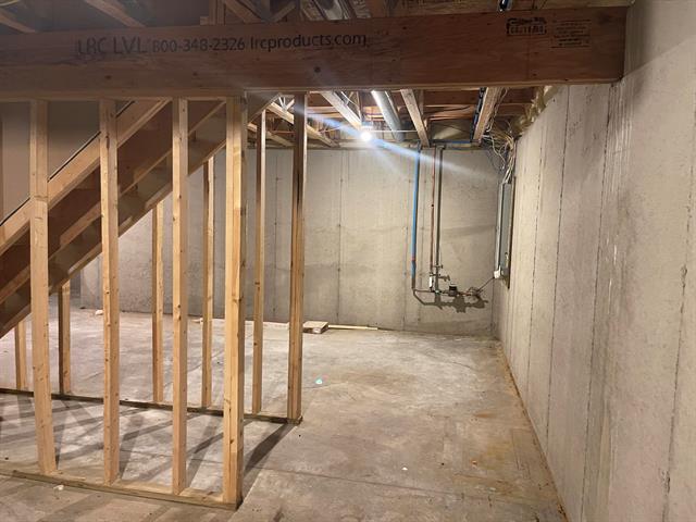 Builiding view forty two for 113 Beacon Ridge, Battle Creek, MI. 49017