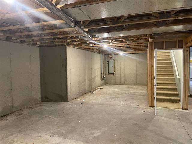 Builiding view thirty eight for 113 Beacon Ridge, Battle Creek, MI. 49017