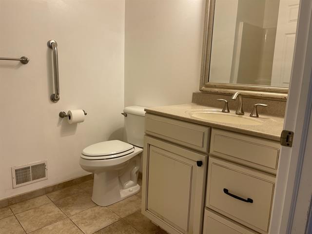 Builiding view twenty three for 113 Beacon Ridge, Battle Creek, MI. 49017