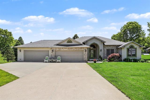 front view for 174 Hickory Hills, Marshall, Mi. 49068