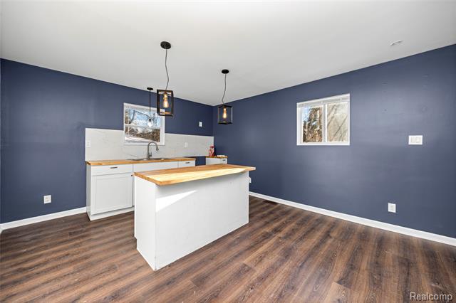 Builiding view eleven for 12708 Payton, Detroit, MI. 48224