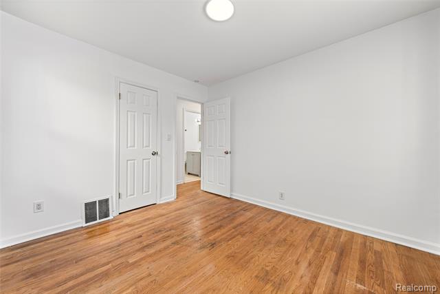 Builiding view twenty for 12708 Payton, Detroit, MI. 48224