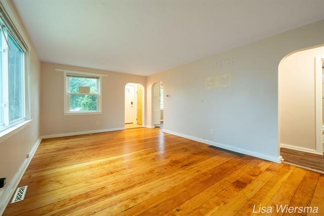 Builiding view seven for 2357 Crozier, Muskegon, MI. 49441