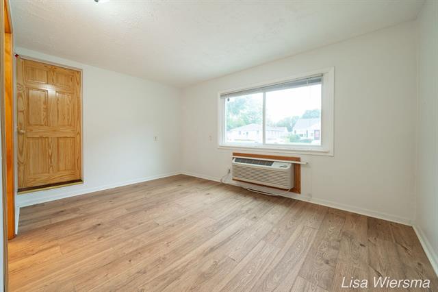 Builiding view twenty for 2357 Crozier, Muskegon, MI. 49441