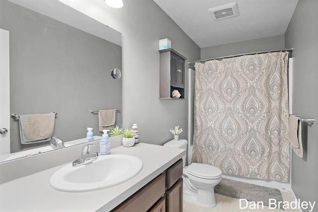 Builiding view nine for 448 Tentree, Sparta, MI. 49345