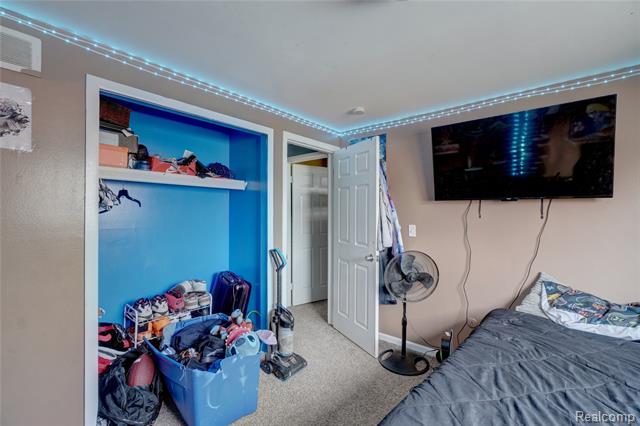 Builiding view twenty six for 29841 Everett, Southfield, MI. 48076
